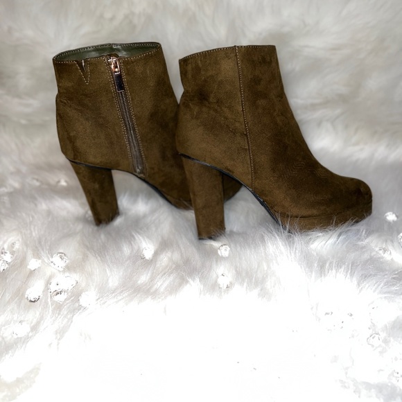 BAMBOO-ankle boot/chunky Heel color-forest green - Picture 1 of 3